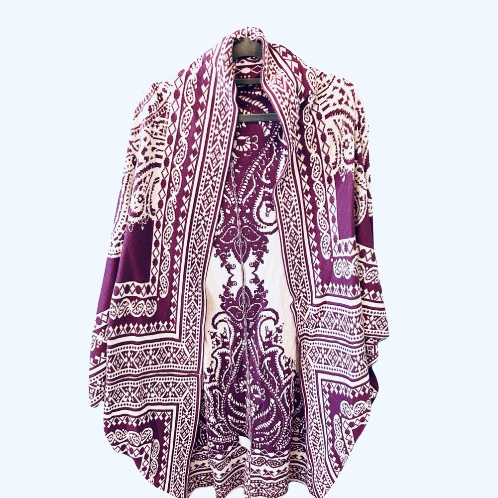 Purple and White Patterned Shawl